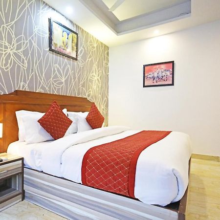 Hotel The Best Near Delhi Airport New Delhi Exteriör bild