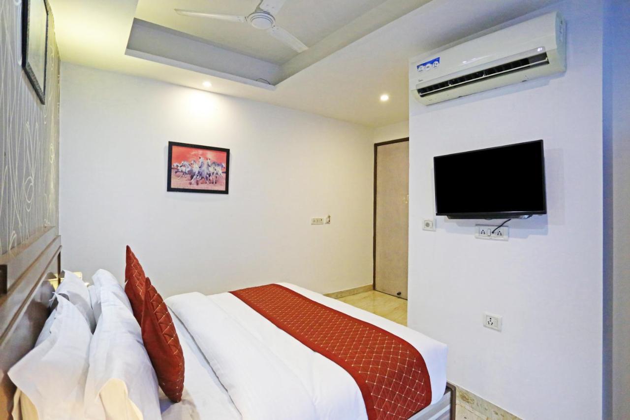 Hotel The Best Near Delhi Airport New Delhi Exteriör bild
