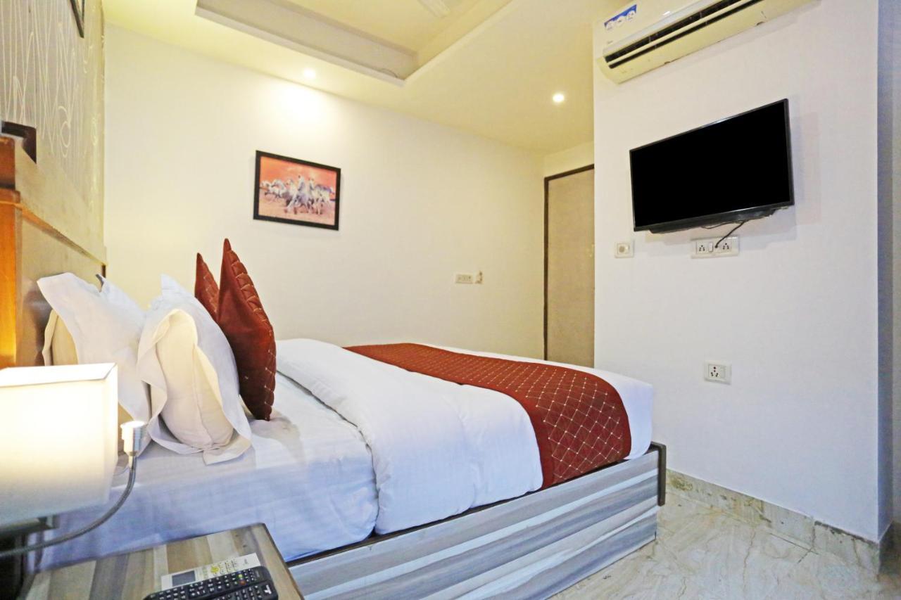Hotel The Best Near Delhi Airport New Delhi Exteriör bild