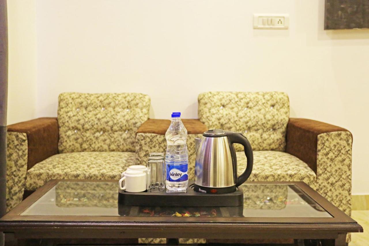 Hotel The Best Near Delhi Airport New Delhi Exteriör bild
