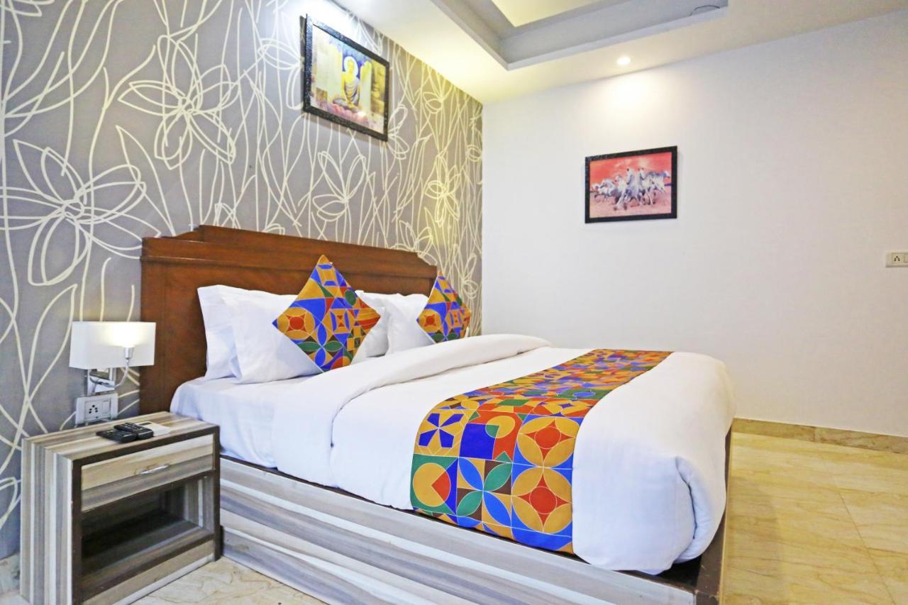 Hotel The Best Near Delhi Airport New Delhi Exteriör bild