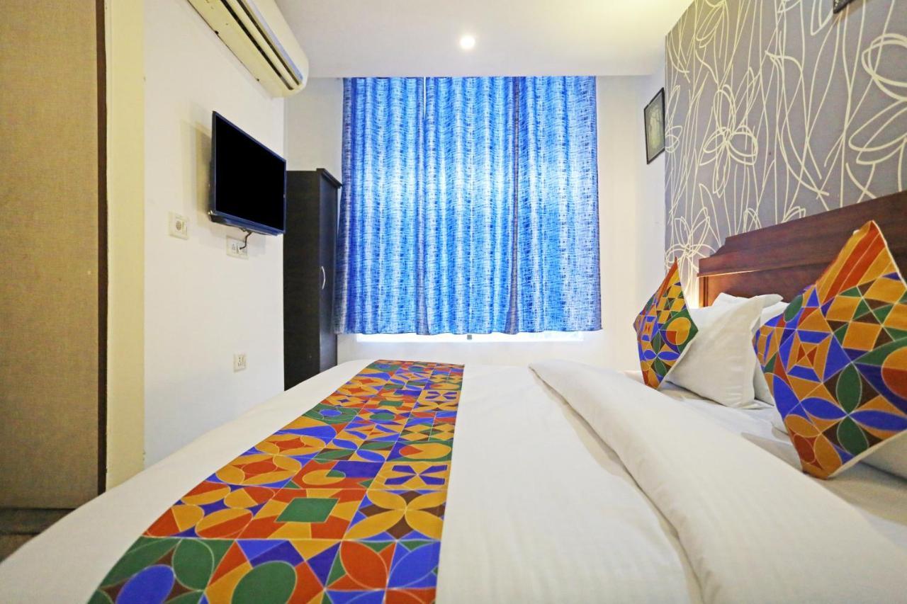 Hotel The Best Near Delhi Airport New Delhi Exteriör bild