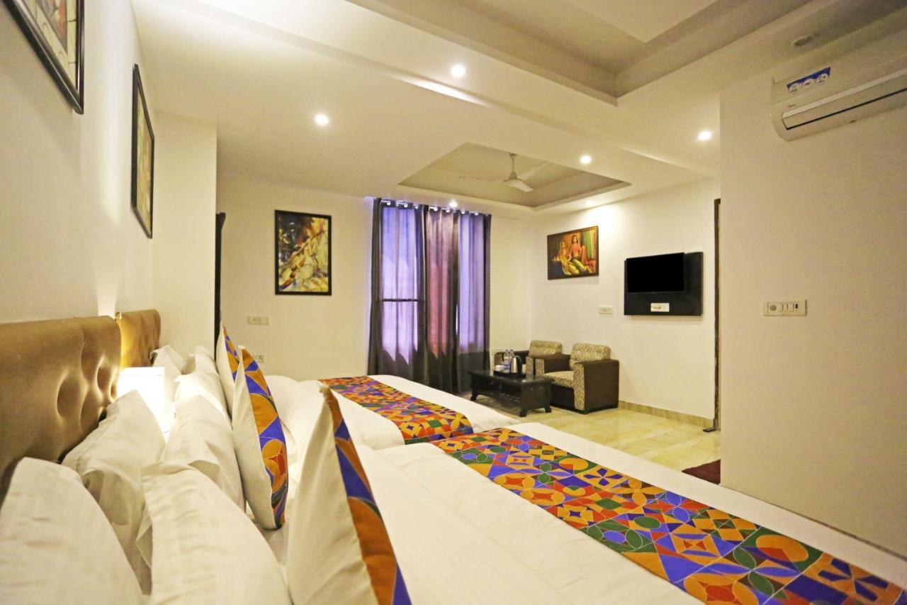 Hotel The Best Near Delhi Airport New Delhi Exteriör bild